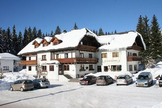 Willkommen im malerischen Natur- und Alpengasthof Fichtenheim, der...